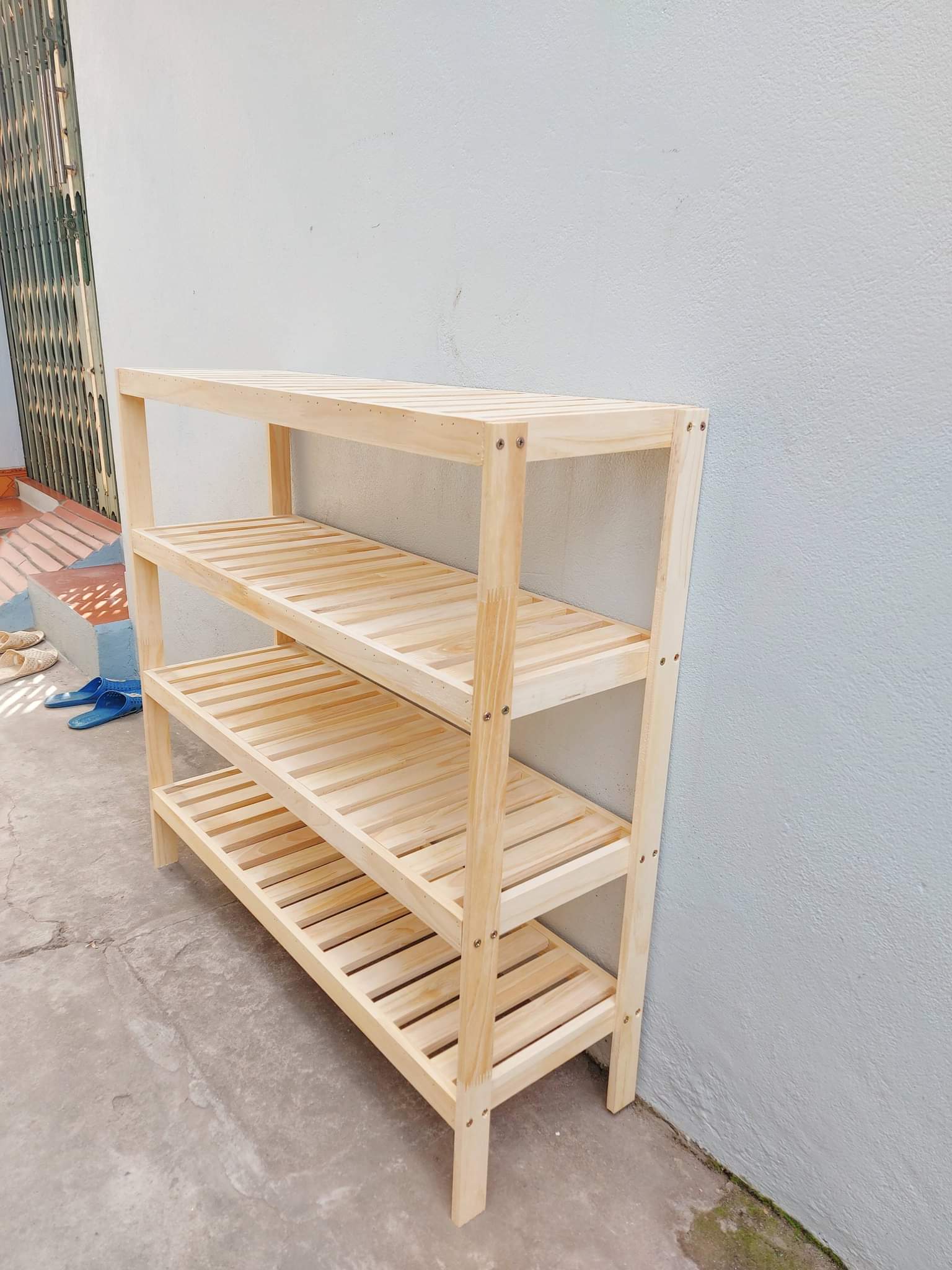 Kệ gỗ để đồ 4 ngăn decor