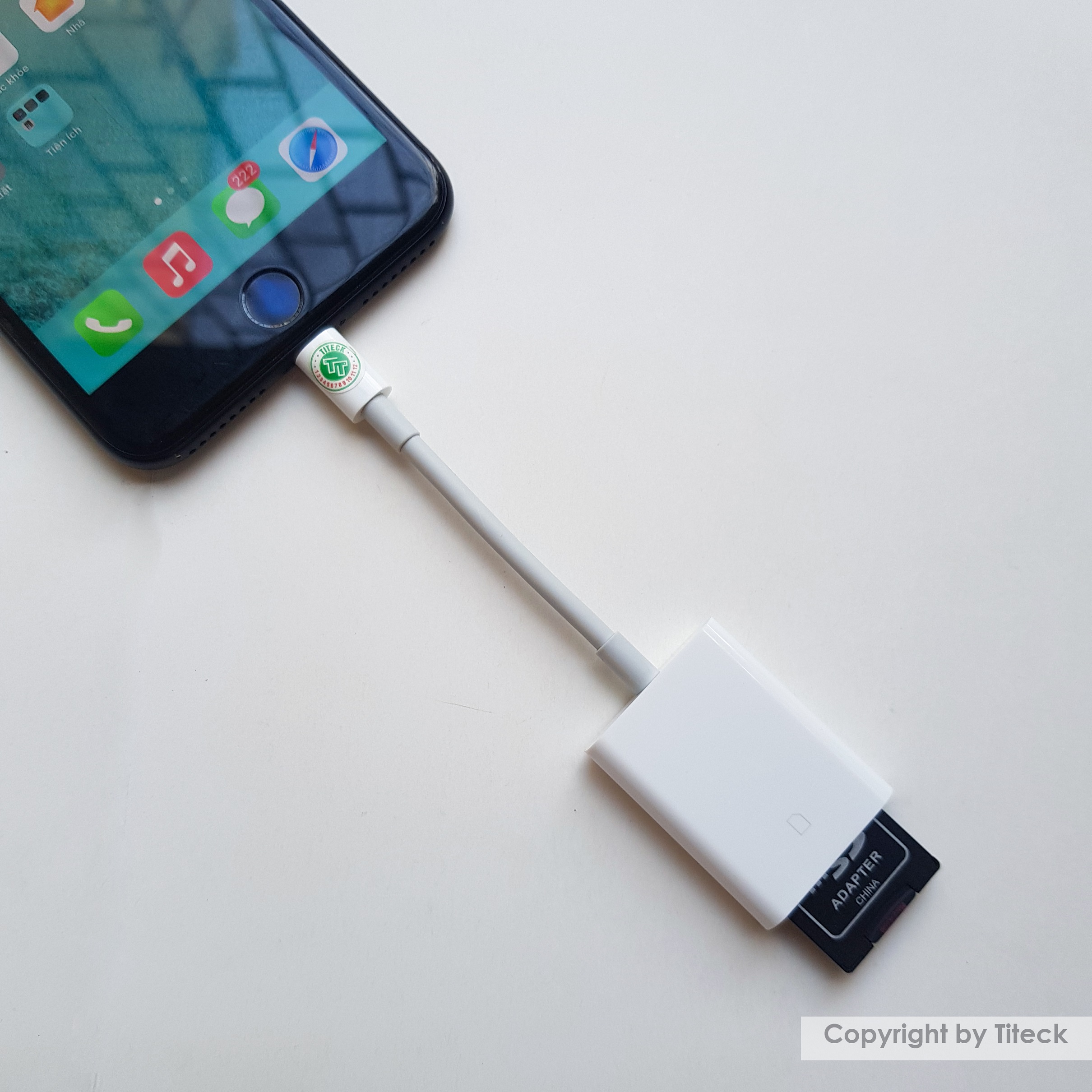 Đầu đọc thẻ nhớ SD dùng cho iPhone, iPad coppy ảnh, video từ máy ảnh, camera