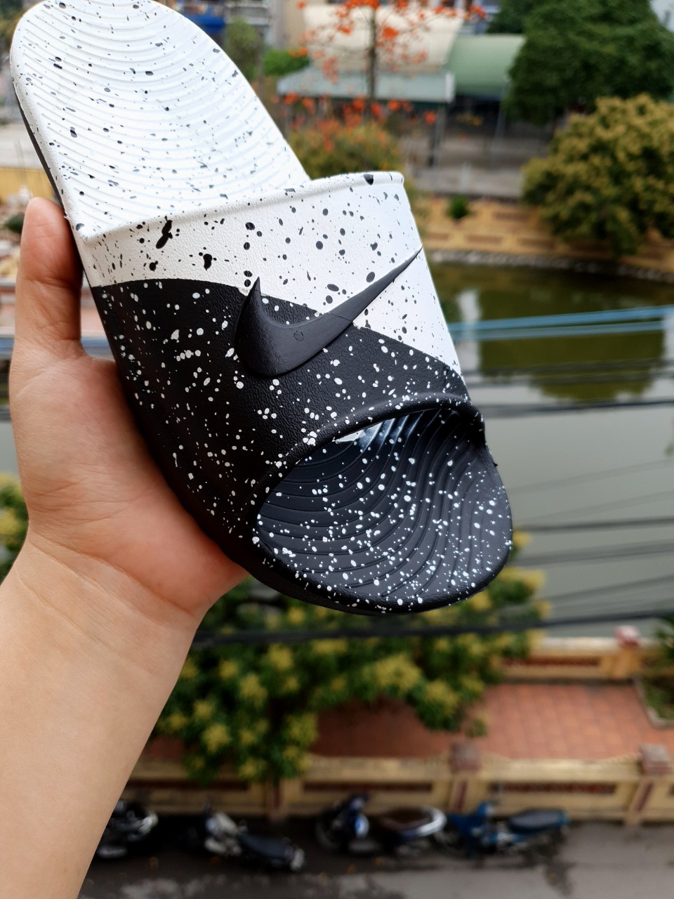 [Uy tín- Chất Lượng] Dép nam quai ngang đúc chống trơn màu chấm bi trắng đen ảnh thật,Dép được sản xuất tại xưởng giá sỉ bằng lẻ