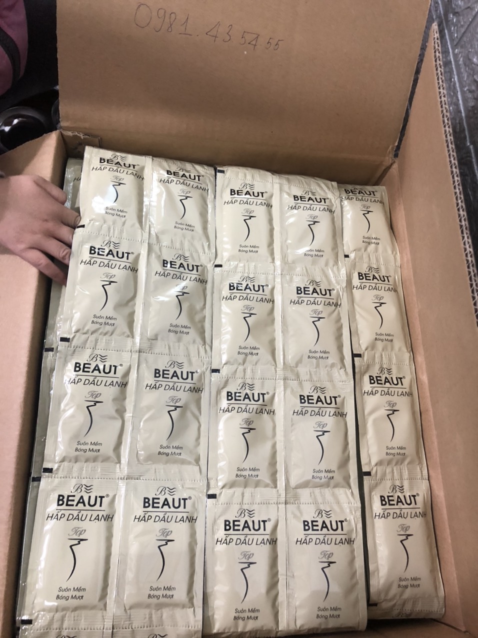 10 dây dầu hấp tóc phục hồi khô, xơ, bóng mượt thơm lâu Beaut top