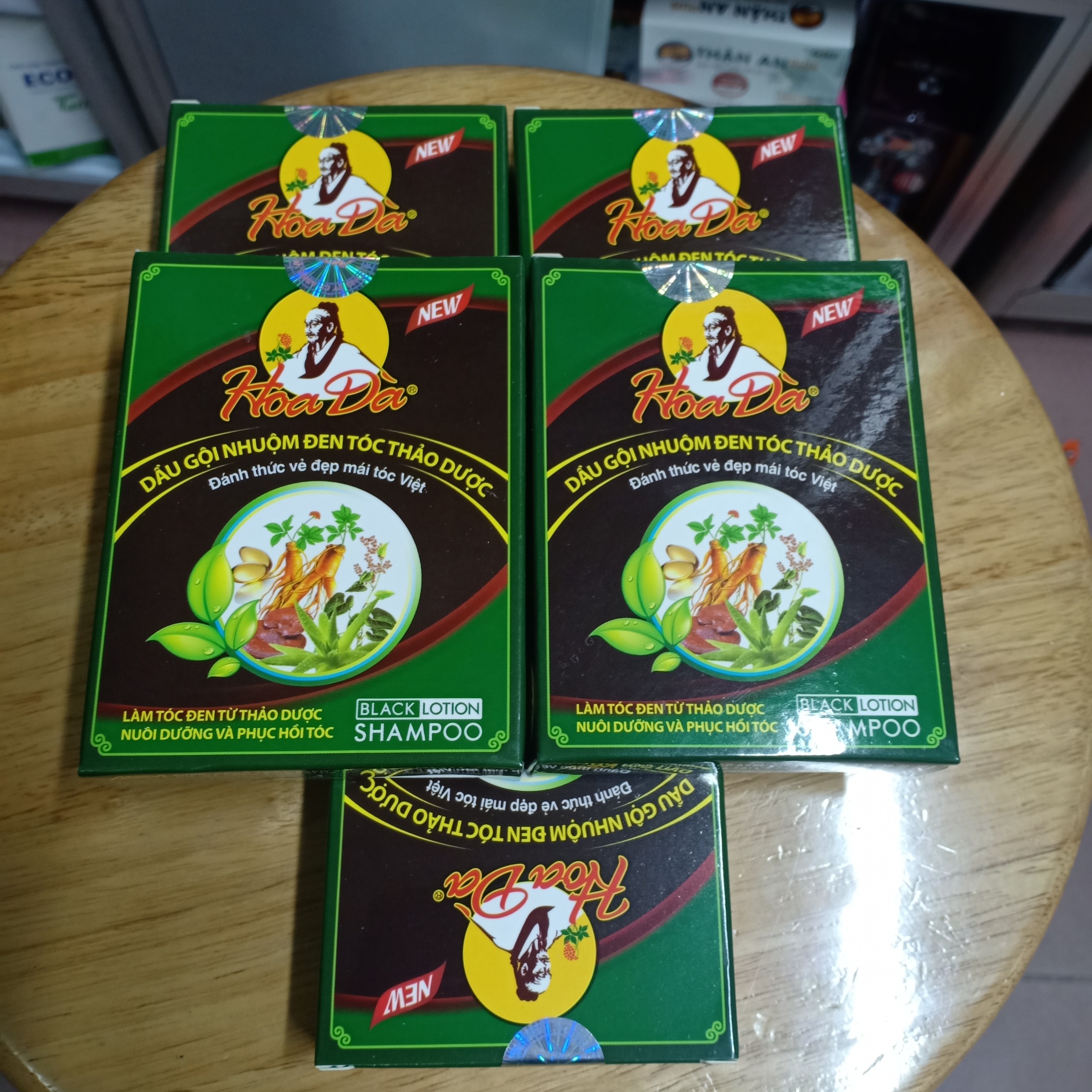 Combo 5 hộp Dầu gội nhuộm đen tóc thảo dược Hoa Đà new hộp 3 gói