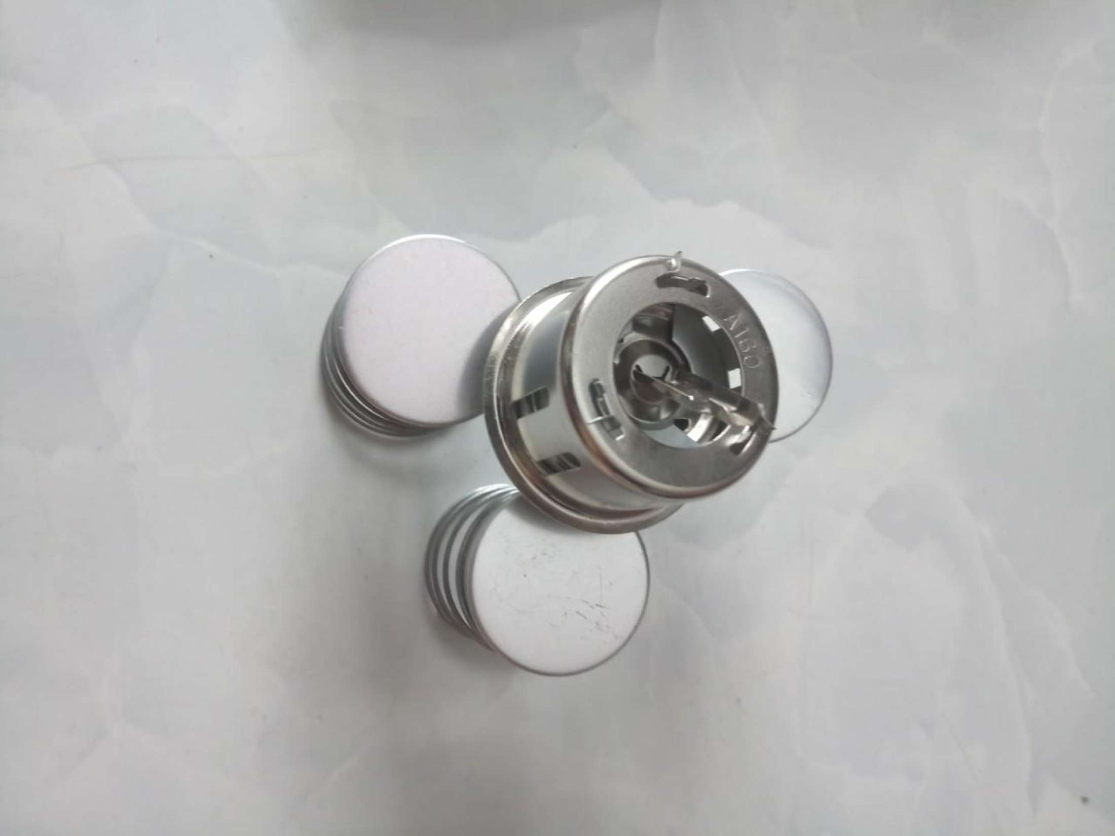 Rơ le nồi cơm điện