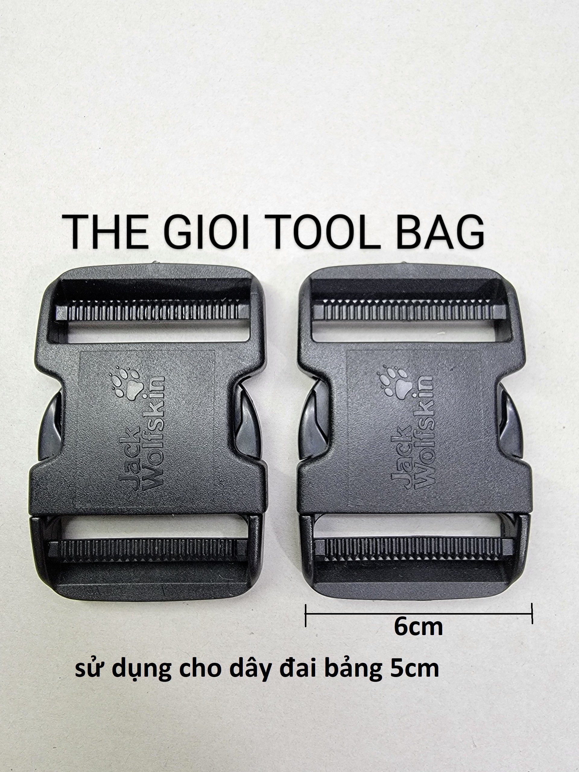 Khoa nhựa cài Jack-Wolfskin (5cm) sử dụng cho balo túi xách