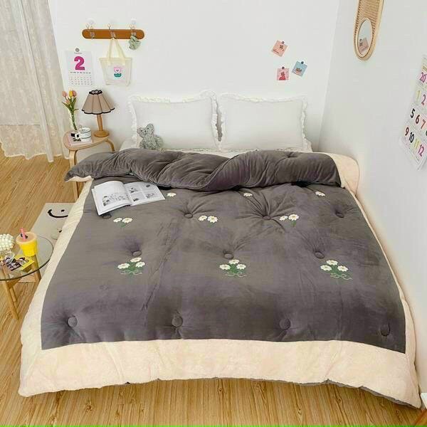 chăn mền lông cừu mềm mịn, chăn mền dày đắp mùa đông, chăn đắp đại hàn, chăn thêu hoa cúc nặng 4kg