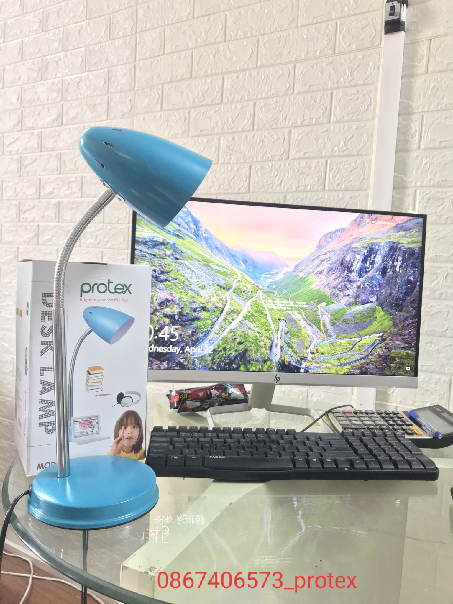 Đèn bàn chống cận thị protex model pr011 màu xanh blue có bóng-bảo hành 1 năm