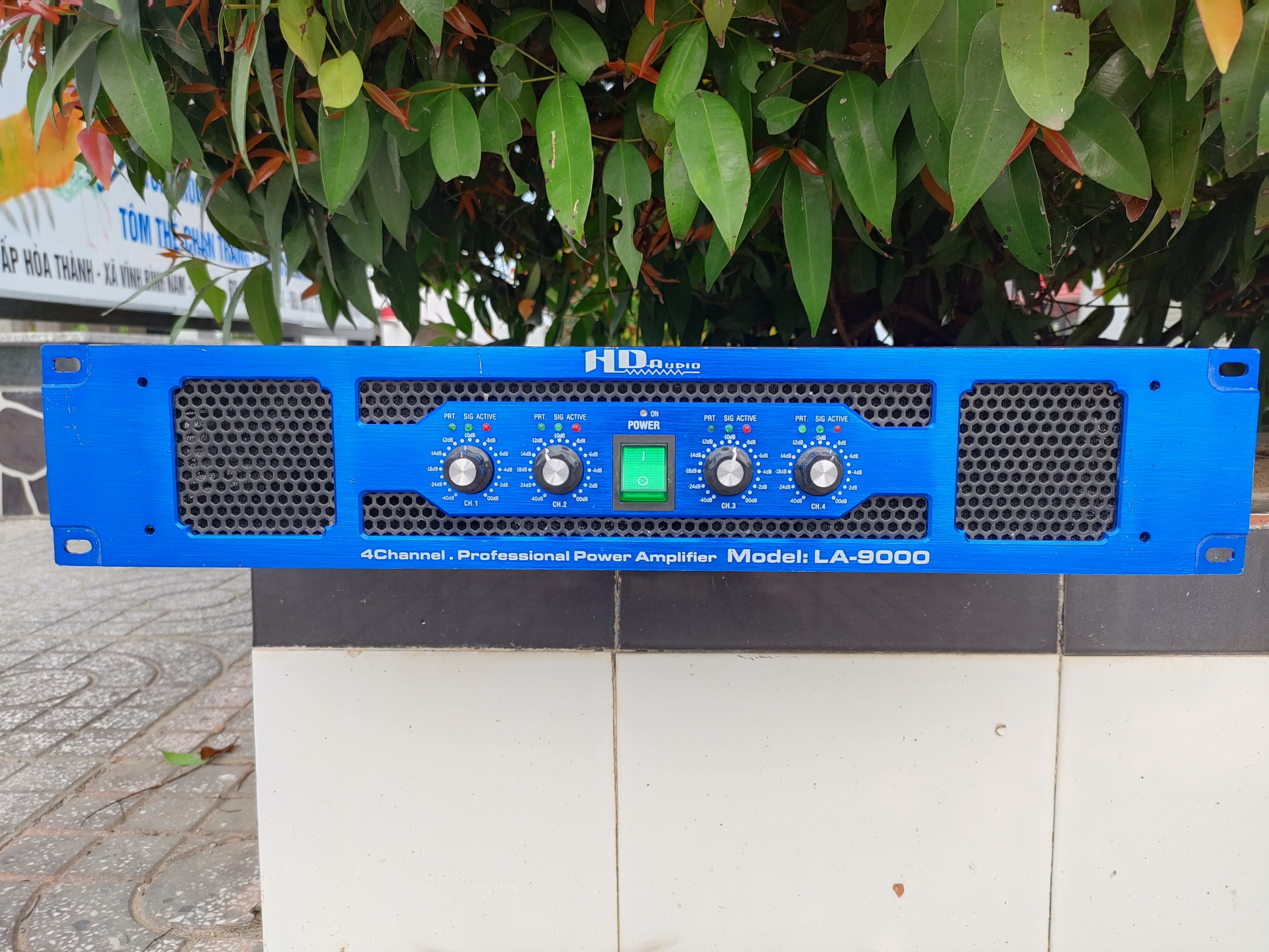 Main đẩy công suất hd la9000 4 kênh x850 4/8 ohm 48 sò sino 200w bh 12t