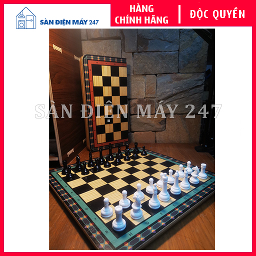 Bộ cờ vua V Square Chess (Bàn cờ gấp) URRA TOYS - Hàng thủ công 100%, Made in Vietnam