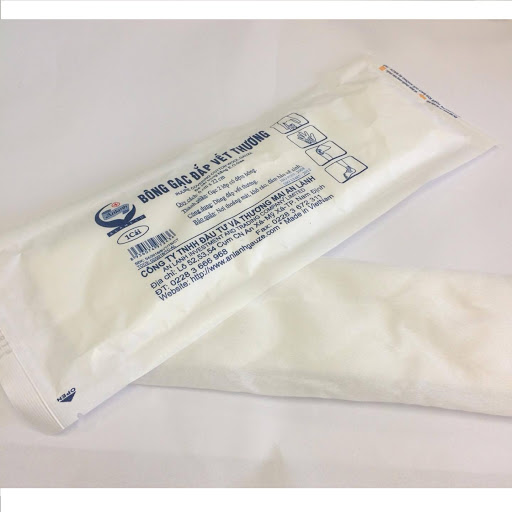 Bông gạc đắp vết thương ( Bịch 50 gói )