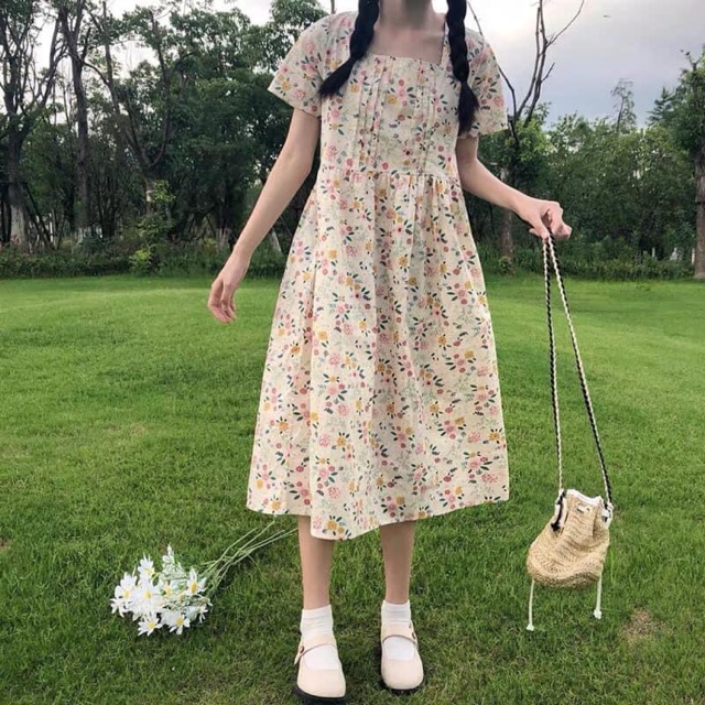 Váy baby doll hoa nhí cổ vuông