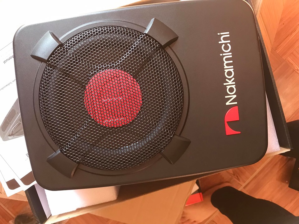 Loa sup gầm ghế ô tô NAKAMICHI 8.1A