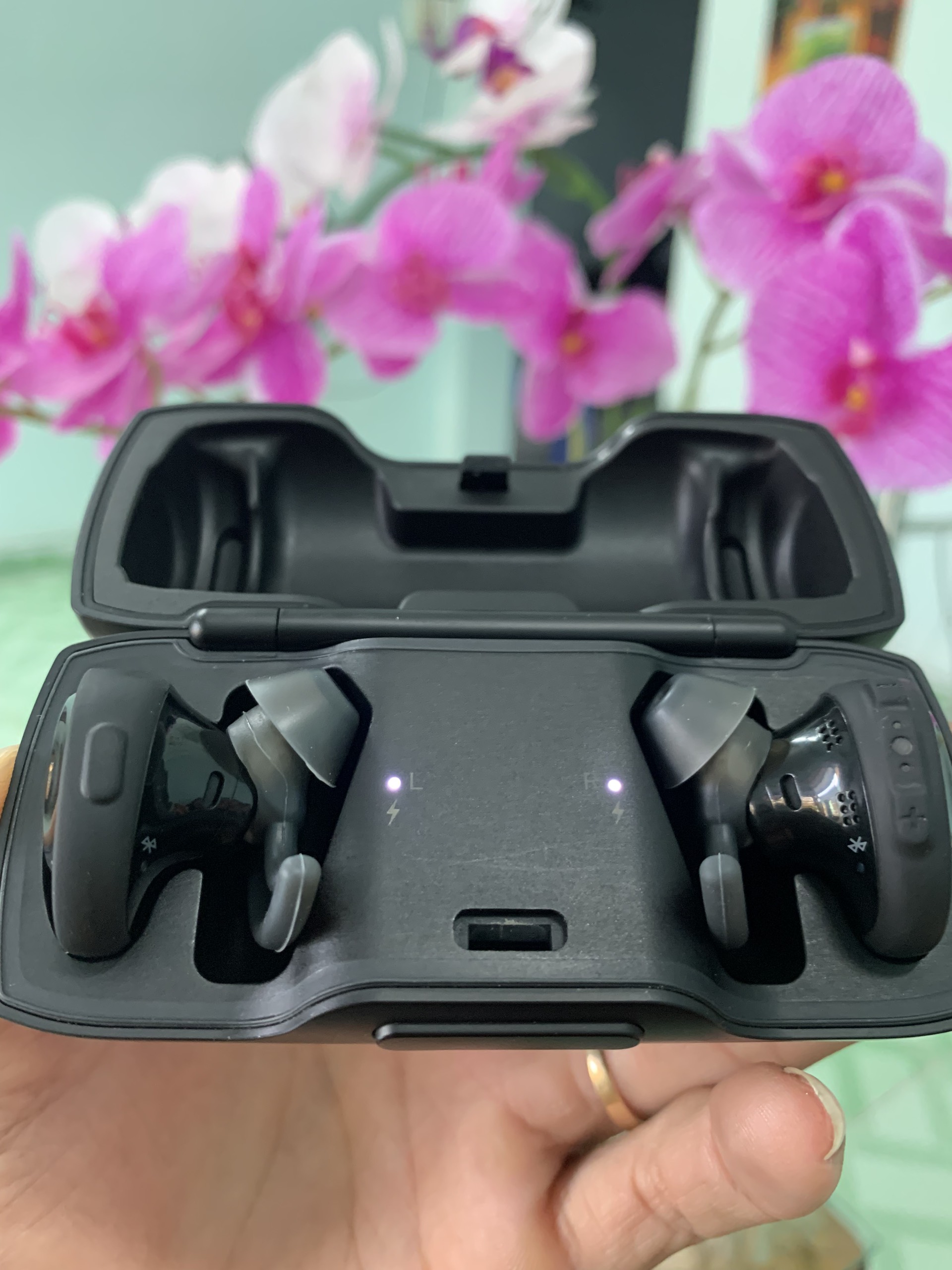 Tai Nghe Bluetooth Bose SoundSport Free, hàng chính hãng, nhập nhật, công nghe prue bass