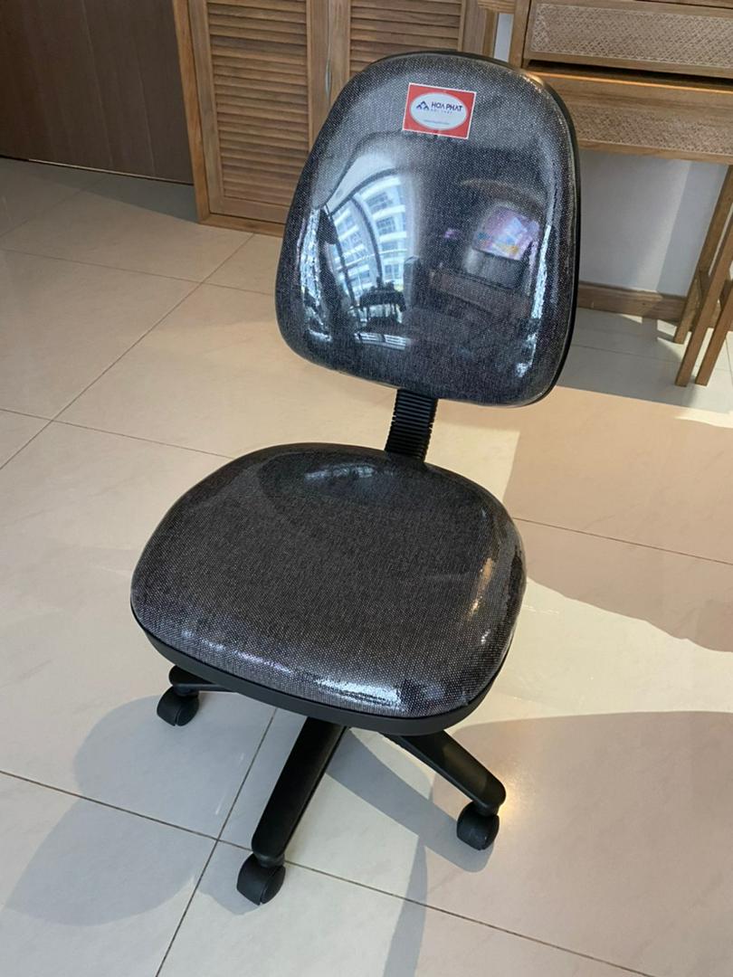 Ghế xoay văn phòng, học tập chính hãng The One ( tên cũ Hòa Phát ) SG550K không tay giá rẻ nhiều màu lựa chọn đen/đỏ/xanh dương/ xám muối tiêu