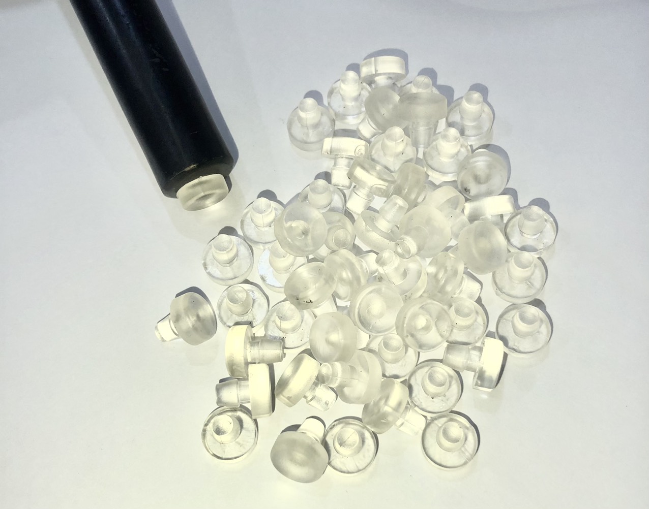50 Nút nhựa PVC đóng chân bàn ghế chống trầy nền nhà