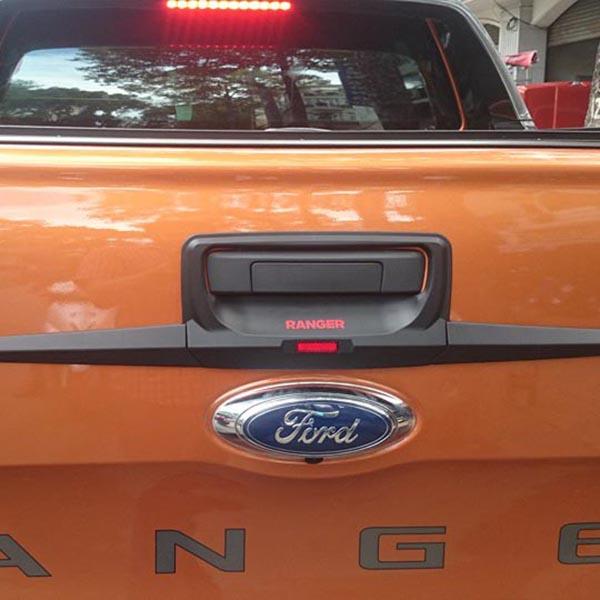 ❒☍ ốp tay mở cốp xe ford ranger 2016 2017 2018 2019 màu đen
