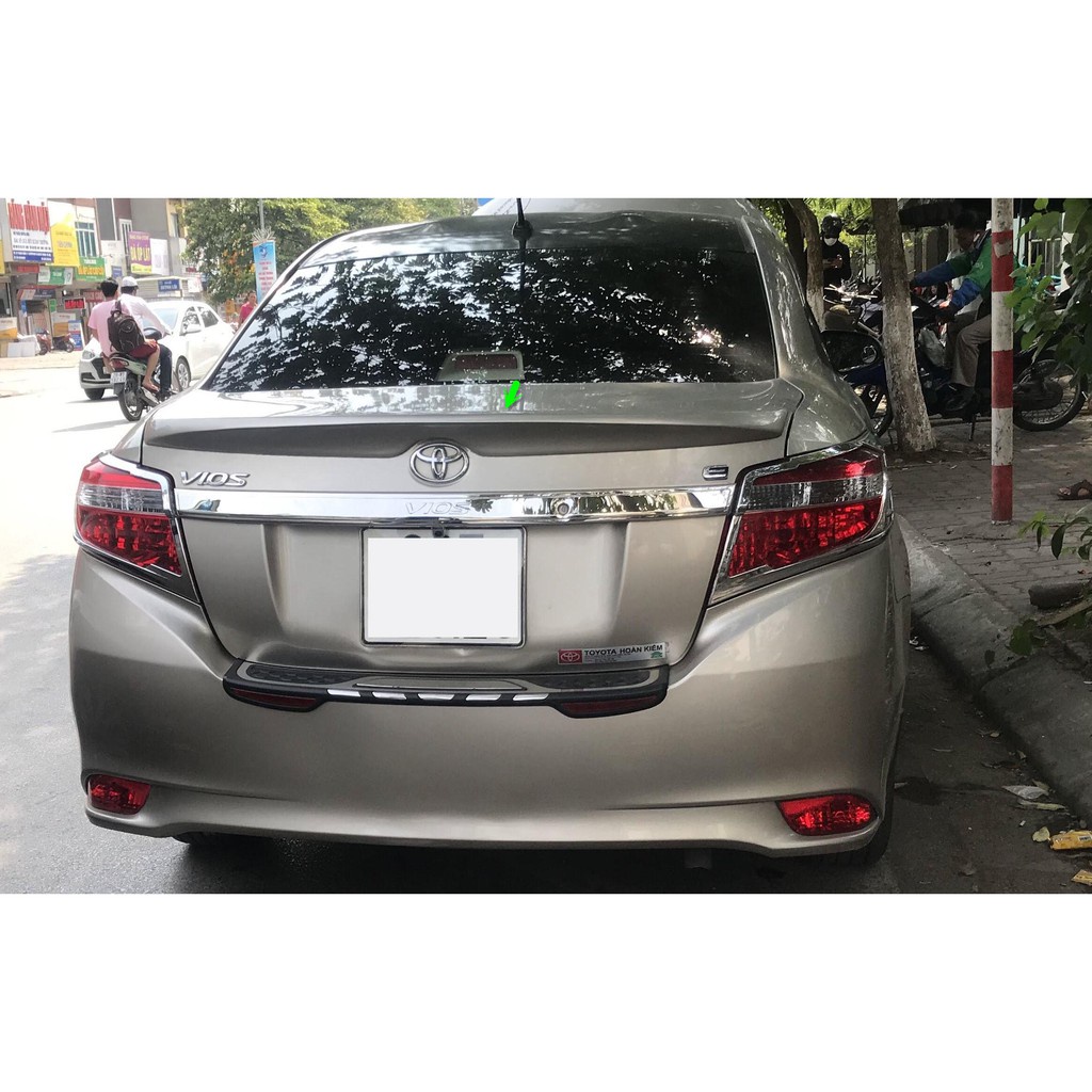 Đuôi gió dành cho xe vios 2014 2015 2016 2017 2018 tặng kèm keo dính 3.m
