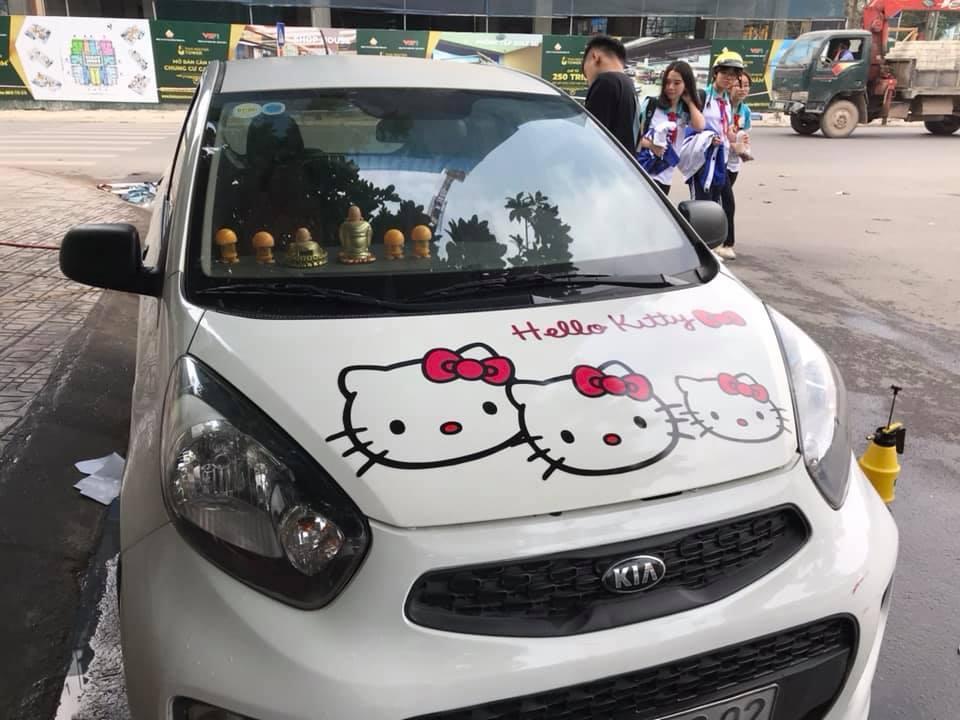 Tem Dán Capo Xe Hello kitty Dễ Thương