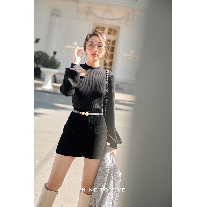 - Quần short nhung