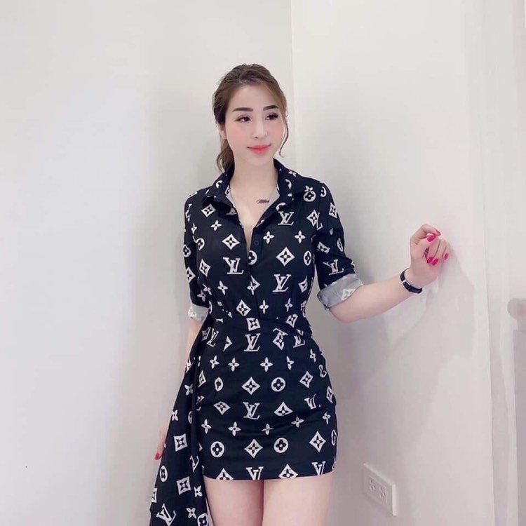 Đầm sơ mi nữ họa tiết chữ và hoa quá xinh thời trang bambo