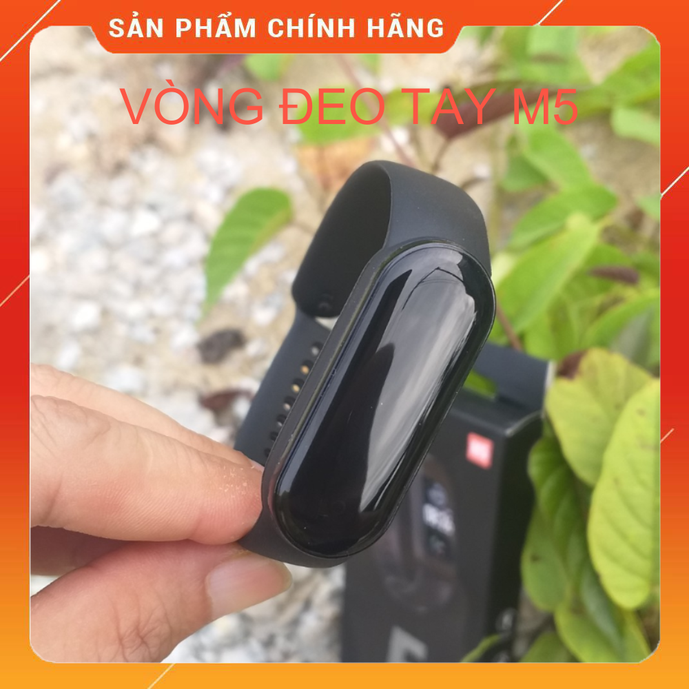 Vòng đeo tay thông minh M5 thế hệ mới siêu chống nước. Tặng kèm dây deo thay thế. Bộ tính năng theo dõi sức khoẻ, luyện tập thể thao, thông báo cuộc gọi tin nhắn. Bảo hành 12 tháng