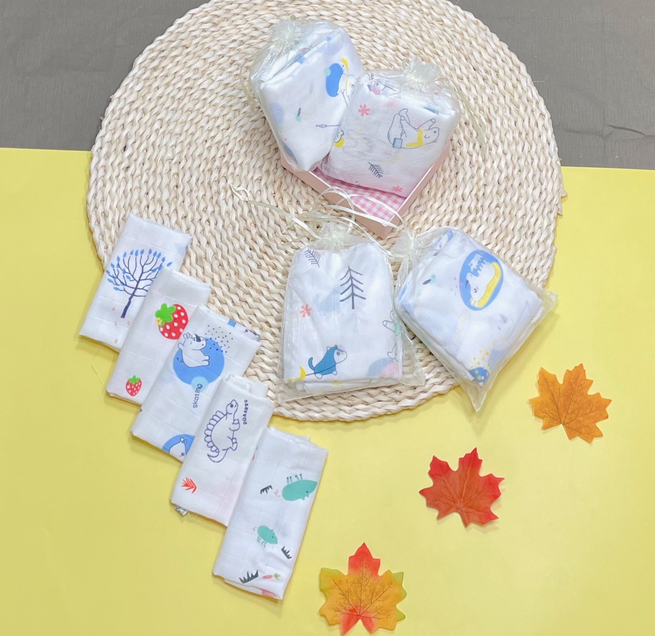 Sét 10 Khăn xô sữa túi lưới cho bé