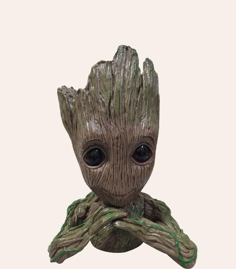Chậu cây baby Groot độc lạ hoặc dùng cắm bút tiện lợi