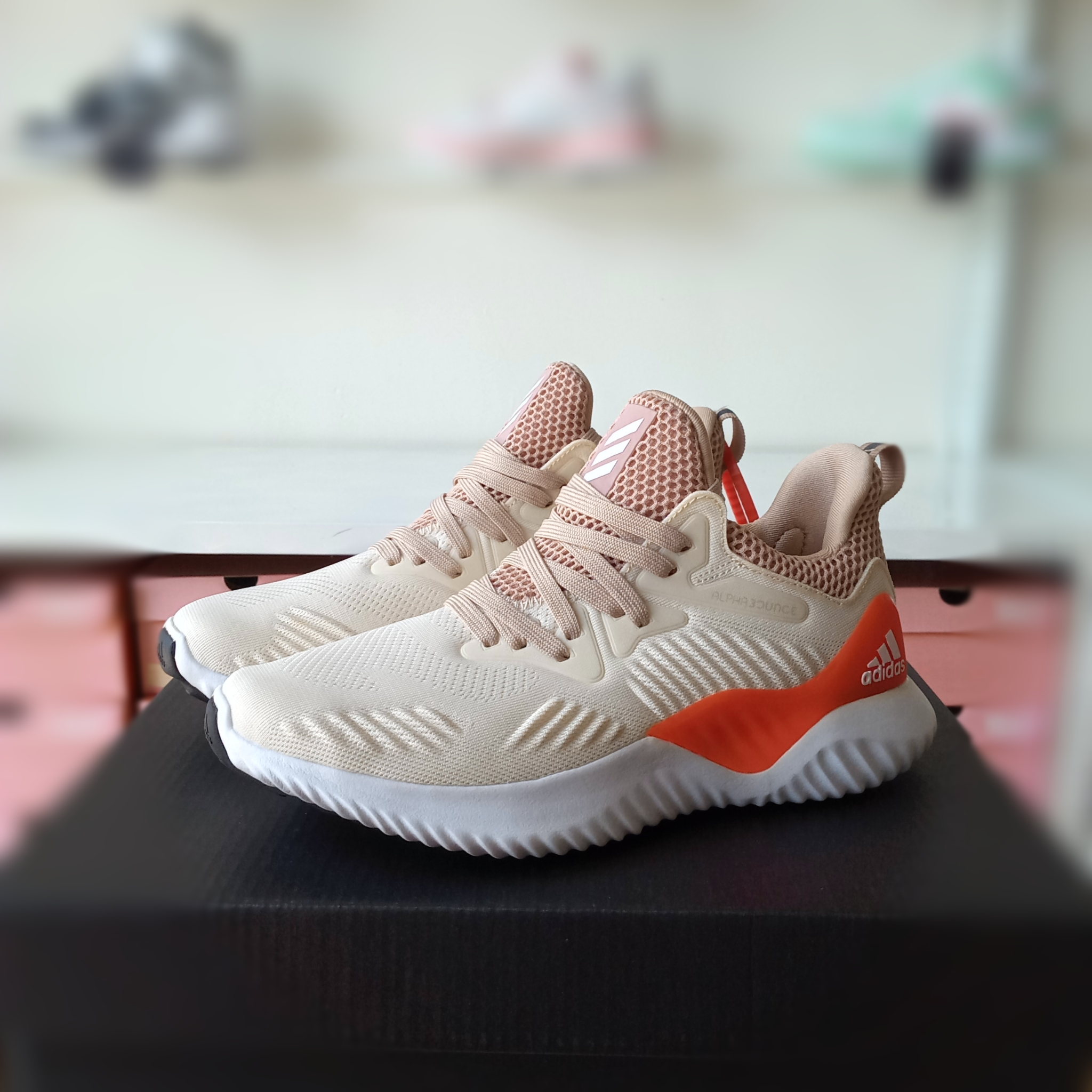 Giày Adidas Alphabounce Beyond hồng kem
