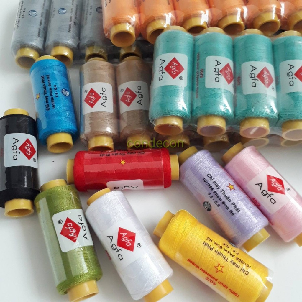 2 cuộn chỉ may đồ màu trắng và đen Agfa