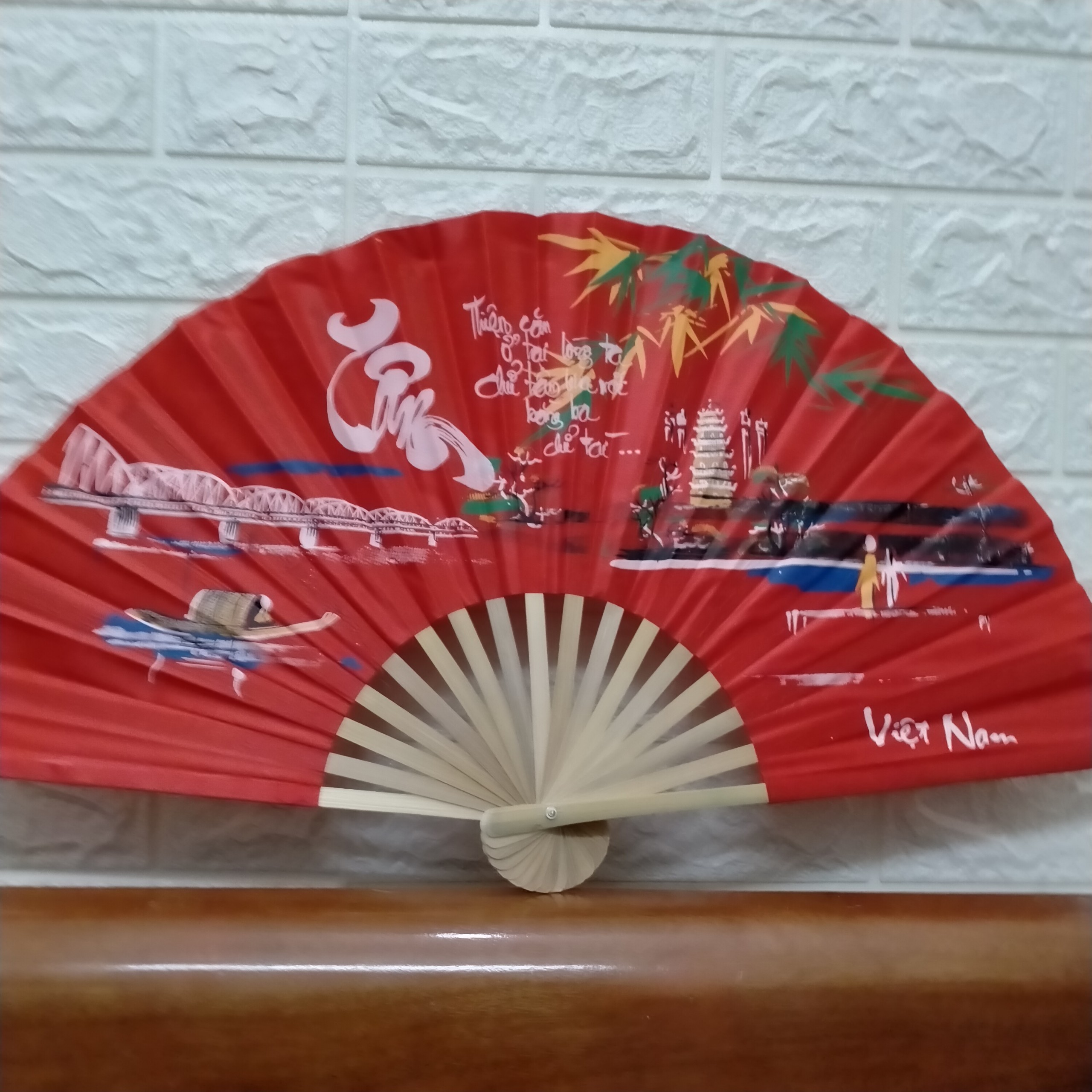 Quạt vải Huế dài 25cm