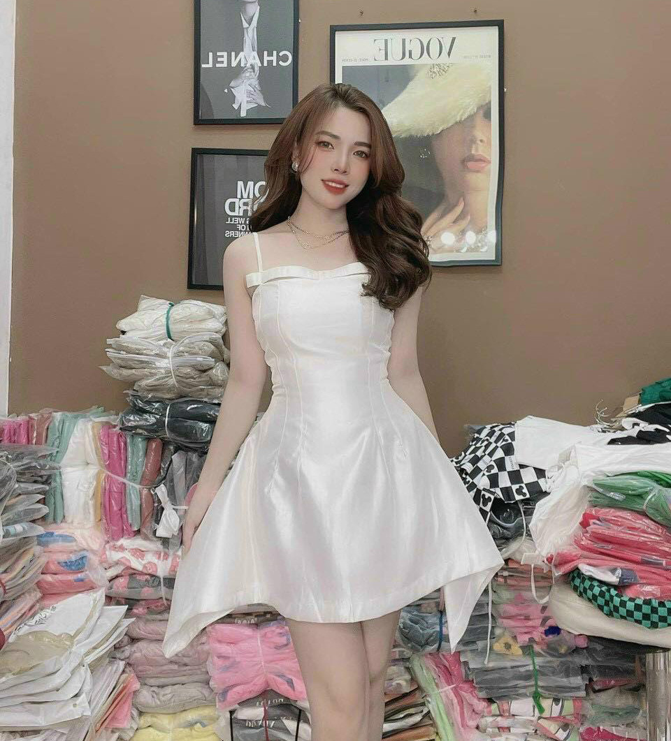 Sét Đầm Váy Nữ 2 Dây Kèm Chân Váy Rời Hở Lưng Tông Màu Trắng Thời Trang Kiểu Cách Đi Chơi, Đi Dự Tiệc Hoặc Công Sở D.ONE FASHION, Mẫu Free Size (40-55Kg) Mặc Vừa