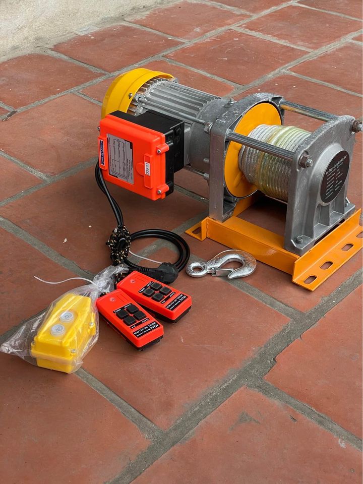 Tời điện mặt đất 220v có điều khiển từ xa, máy tời nhanh nâng kéo vật liệu xây dựng tải trọng 500-1000kg