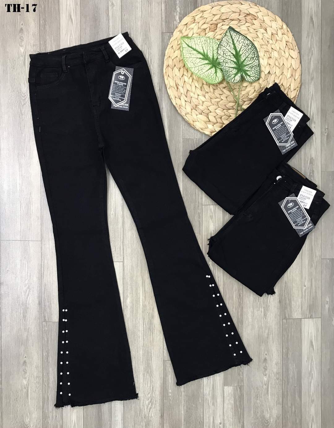 [HCM]Quần jean nữ ống loe bass cao cấp chất bò xanh co dãn mạnh lưng cao che khuyết điểm( size :26272829303132) mẫu mới THUYDIEUSHOP97 d540- áo thun