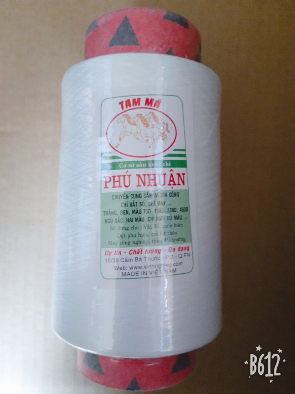 Cuộn Chỉ May Vắt Sổ Dùng Cho Máy May 500g