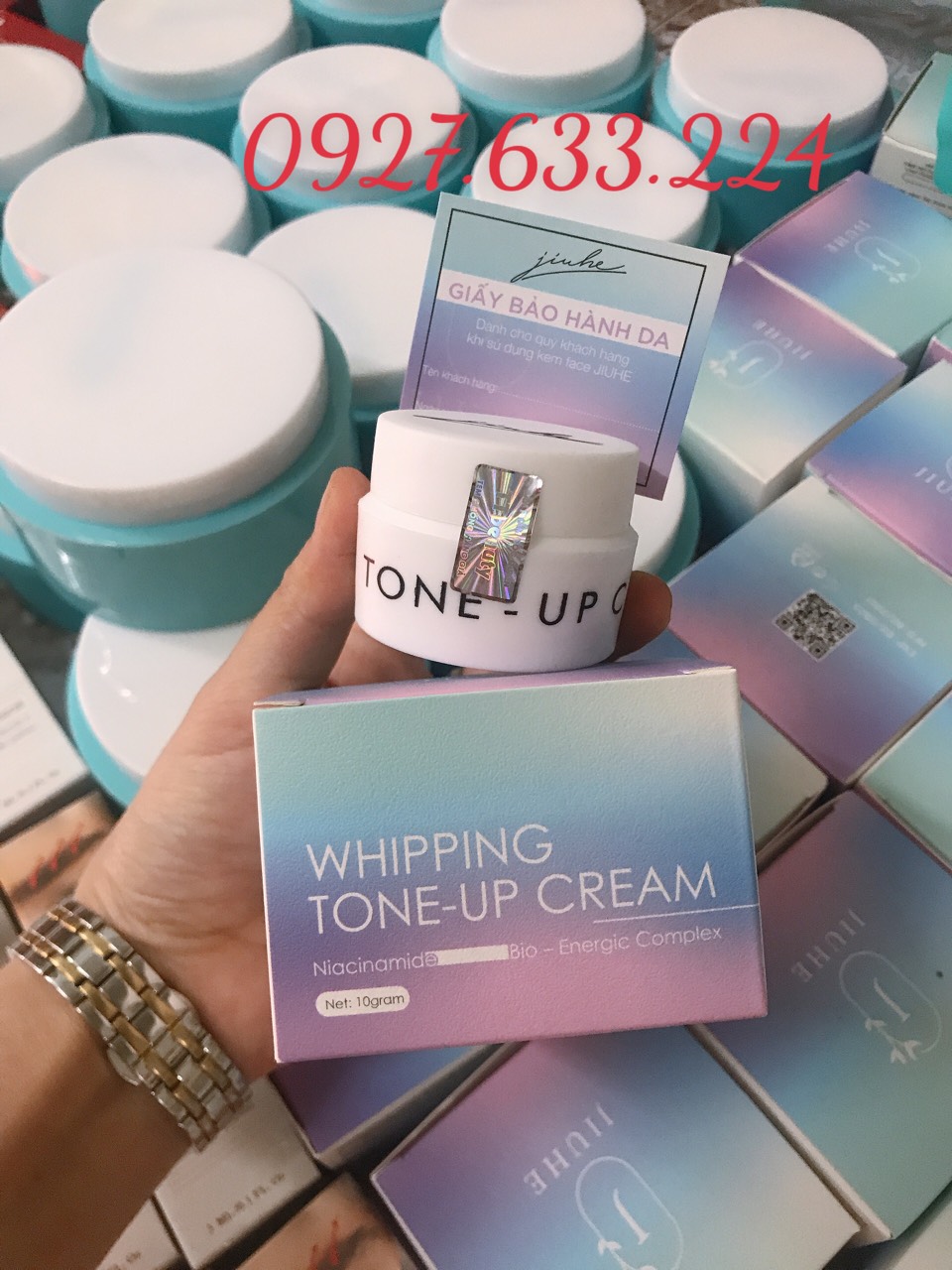 [chinh hang]Kem face Jiuhe Thanh Tô dưỡng trắng da - WHIPPING TONE-UP CREAM