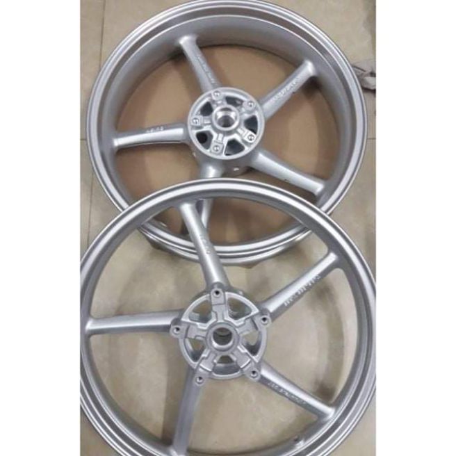 Cặp mâm 5 cây rcb 2 đĩa ex150.hàng cao cấp màu bạc