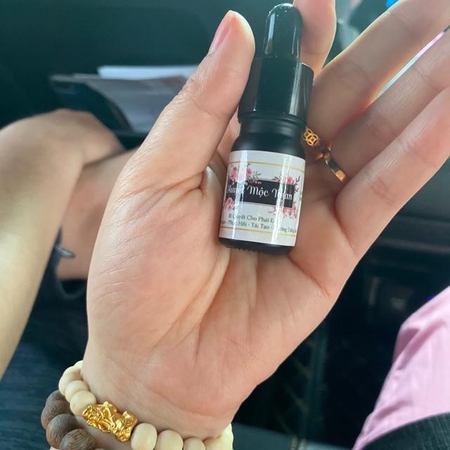 Serum trị mụn Huyết mộc nhan