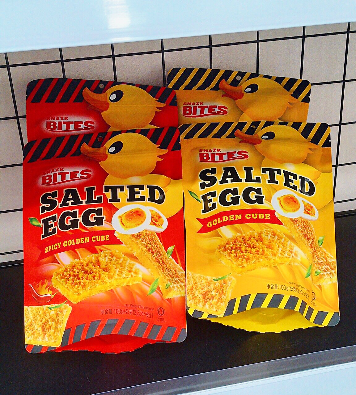 Bánh Xốp Trứng Muối Snazk Bites Salted Egg 100g - Malaysia