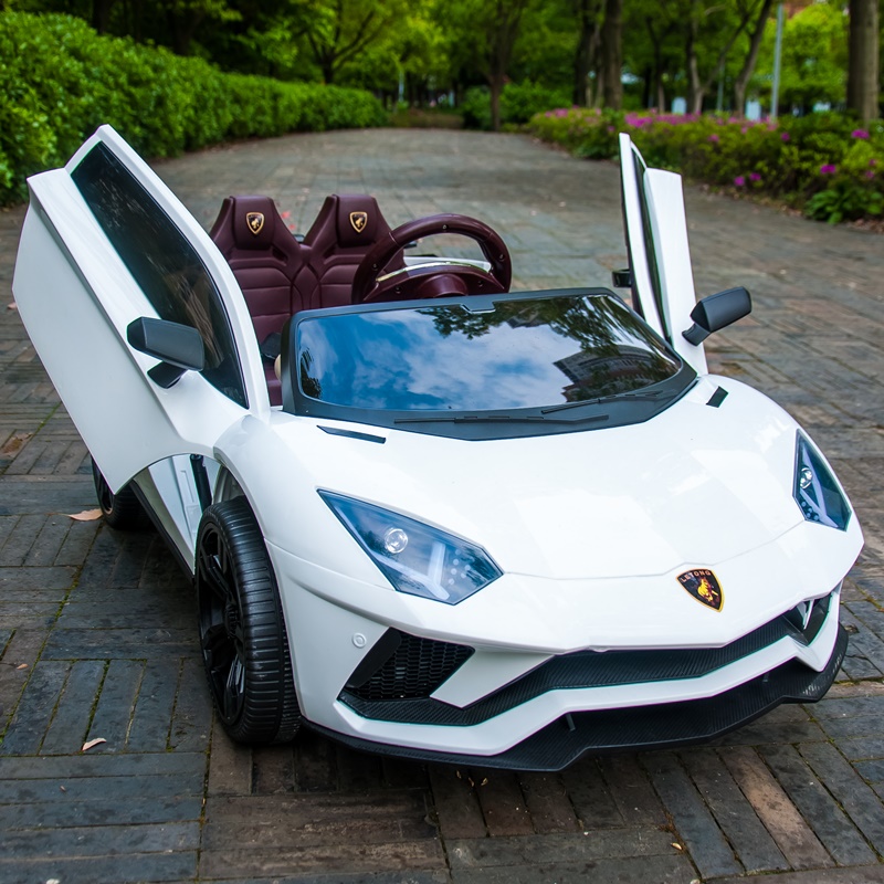 Xe ô tô điện cao cấp trẻ em LT-998. (Cửa Cắt Kéo. Ác Quy 12V-7Ah)