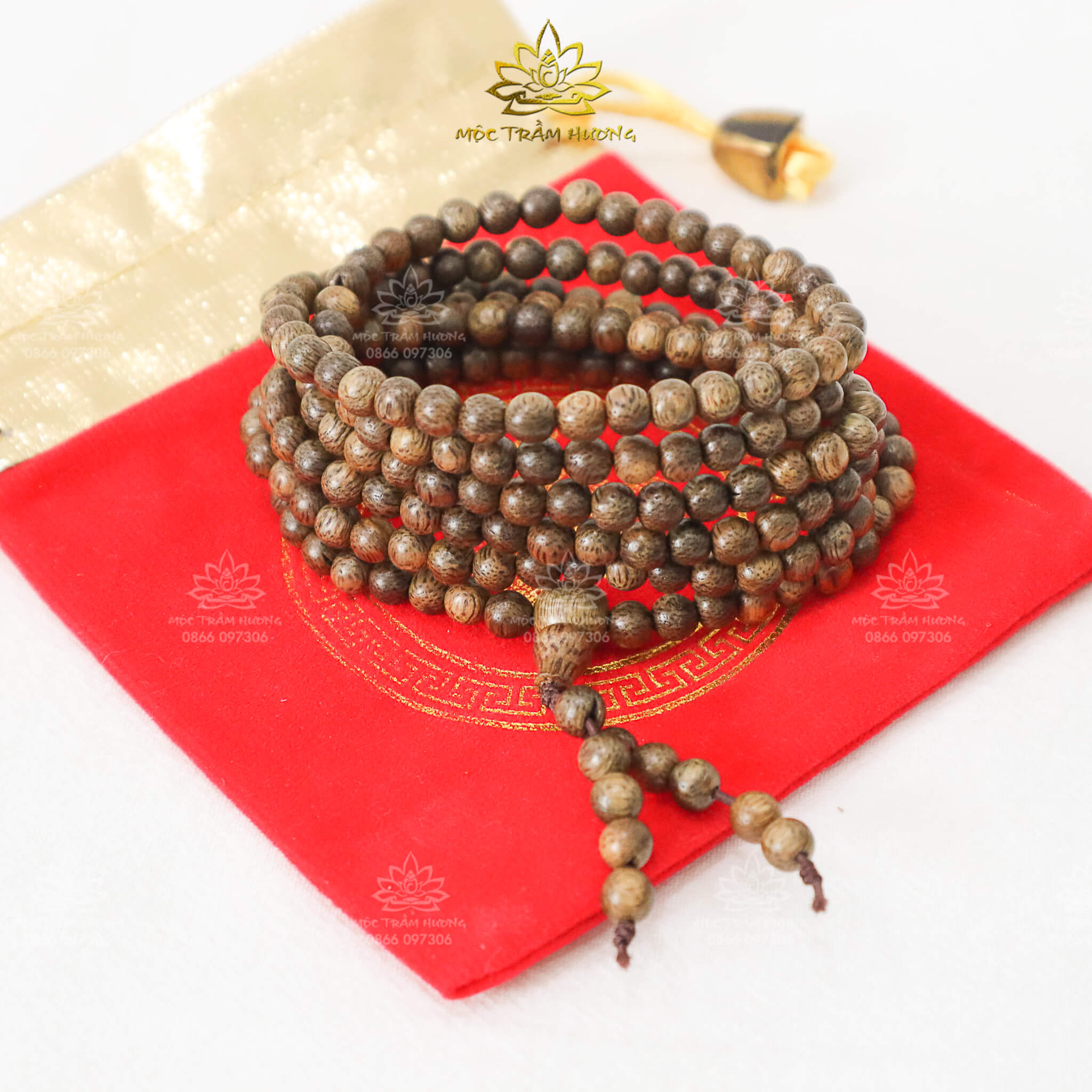 Vòng tay TRẦM HƯƠNG TỰ NHIÊN 100%, Chuỗi Tràng Hạt 216 size 4mm (Nam/Nữ) Trầm Tốc Việt mang lại May Mắn & Tài Lộc cho người đeo