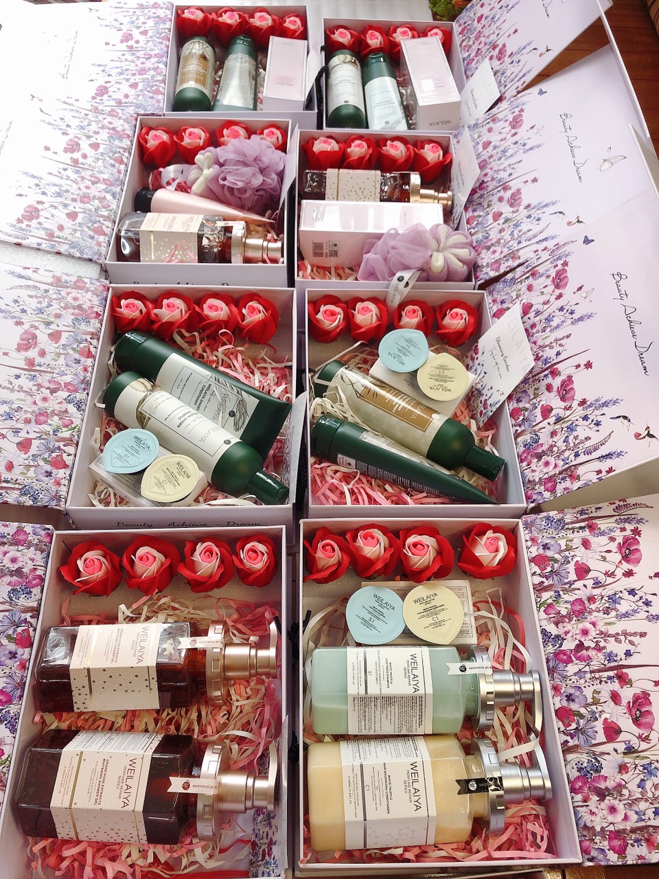 SÉT QUÀ TẶNG WEILAIYA NHÂN DỊP 8/3 , 20/10 , SINH NHÂT , NGÀY CỦA MẸ , GIÁNG SINH . THIẾT THỰC , SANG , XỊN , MỊN , THƠM .