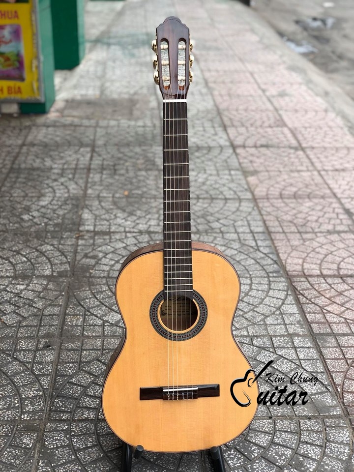 Đàn guitar classic Aria cao cấp