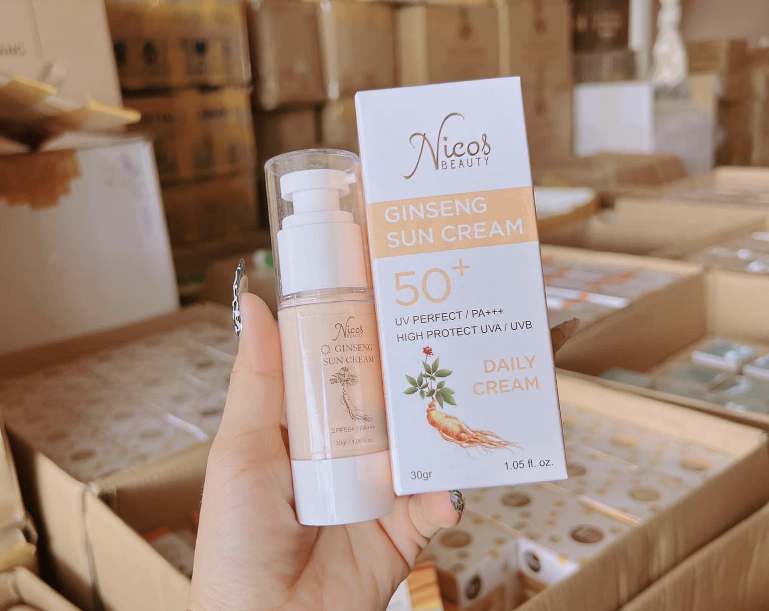Kem chống nắng rễ sâm nicos chính hãng 30gr
