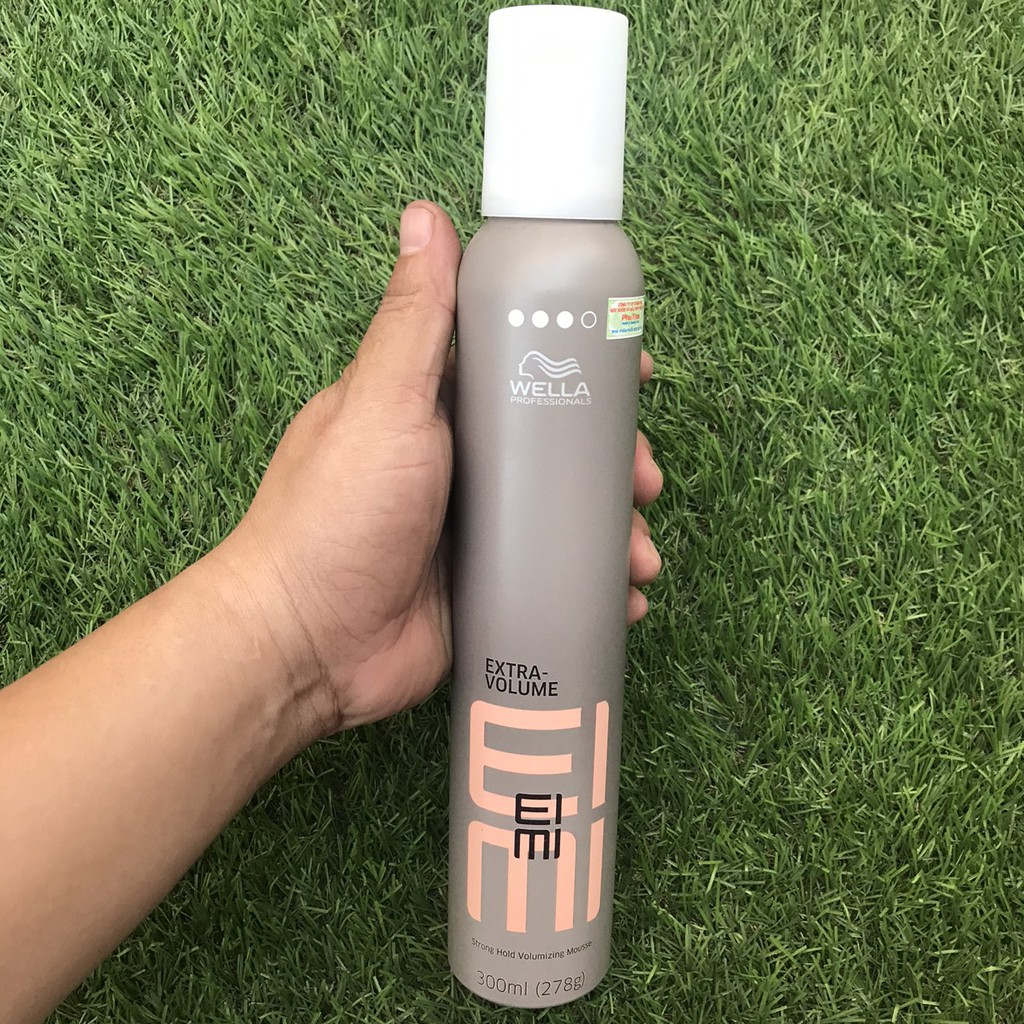Bọt tạo độ phồng cho tóc Wella Extra Volume EIMI Strong Hold Volumizing 300ml