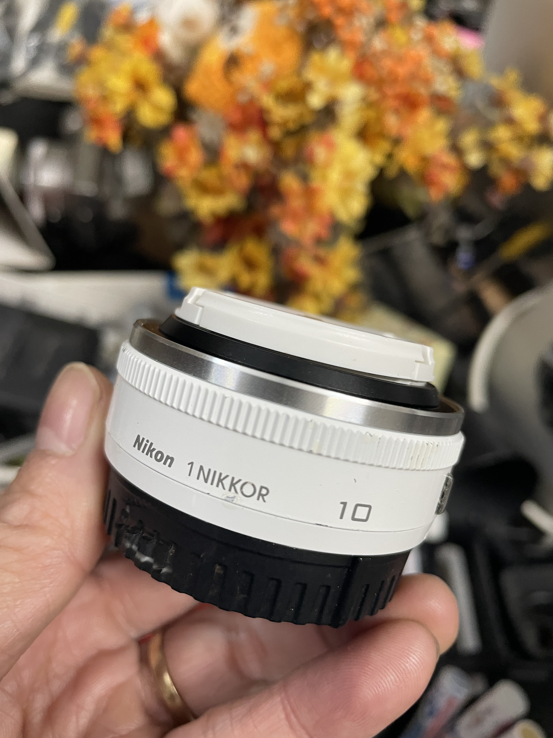 Ống kính máy ảnh Nikon 10f2.8 cho dòng Nikon J