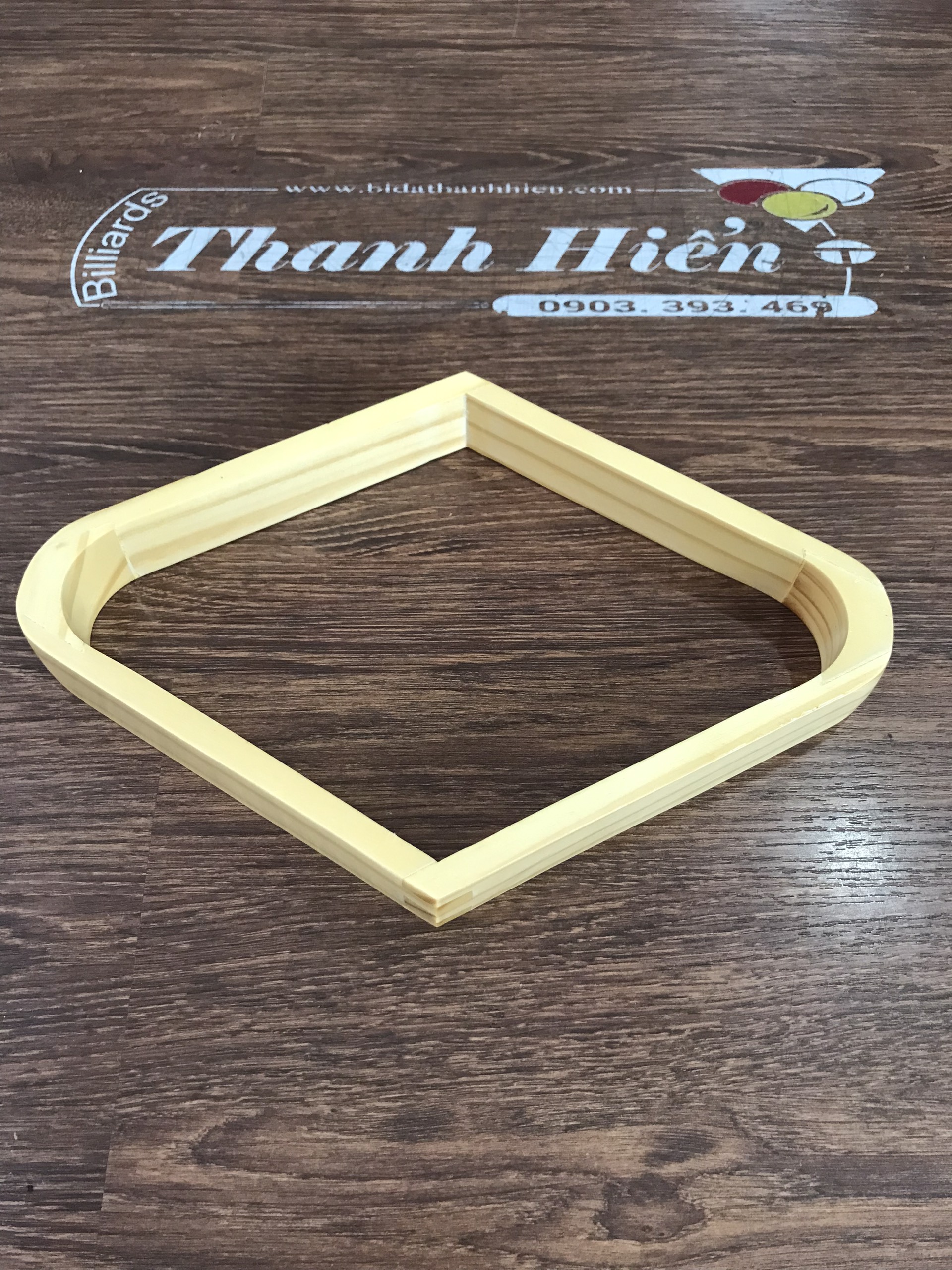 Khay xếp bi bida 9 bi