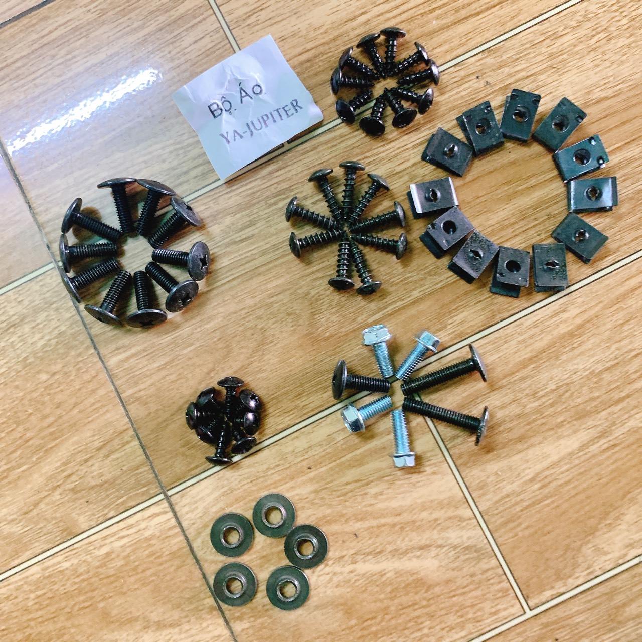 Bộ ốc xe Jupiter -ốc lắp dàn áo xe jupiter -lắp vỏ nhựa jupiter