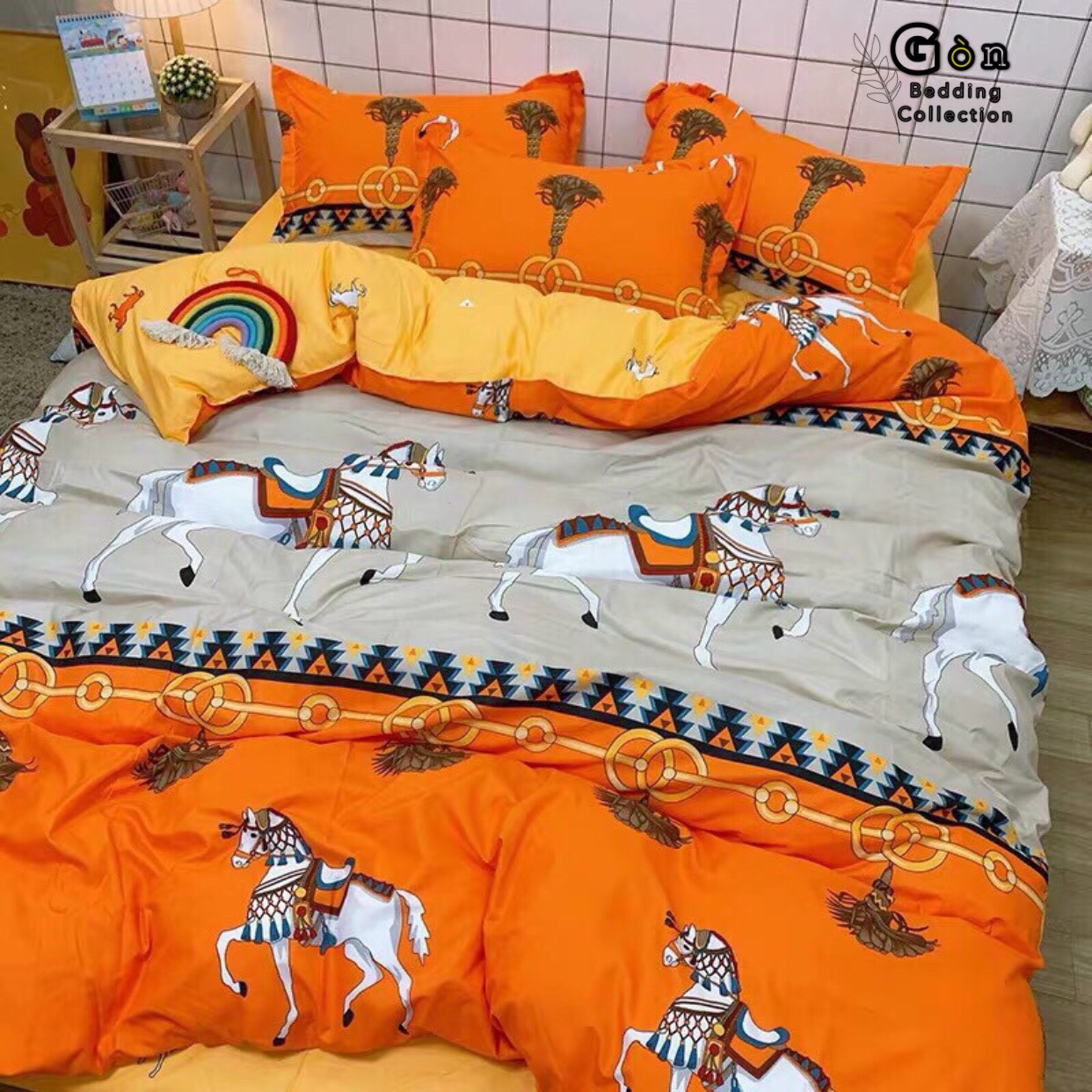 Bộ Chăn Ga Gối Cotton Poly , Ngựa Cam , Chất Liệu Thoáng Mát , Kích Cỡ Đa Dạng ( 1 Grap , 1 Vỏ Chăn , 2 Vỏ Gối ) By. Gòn