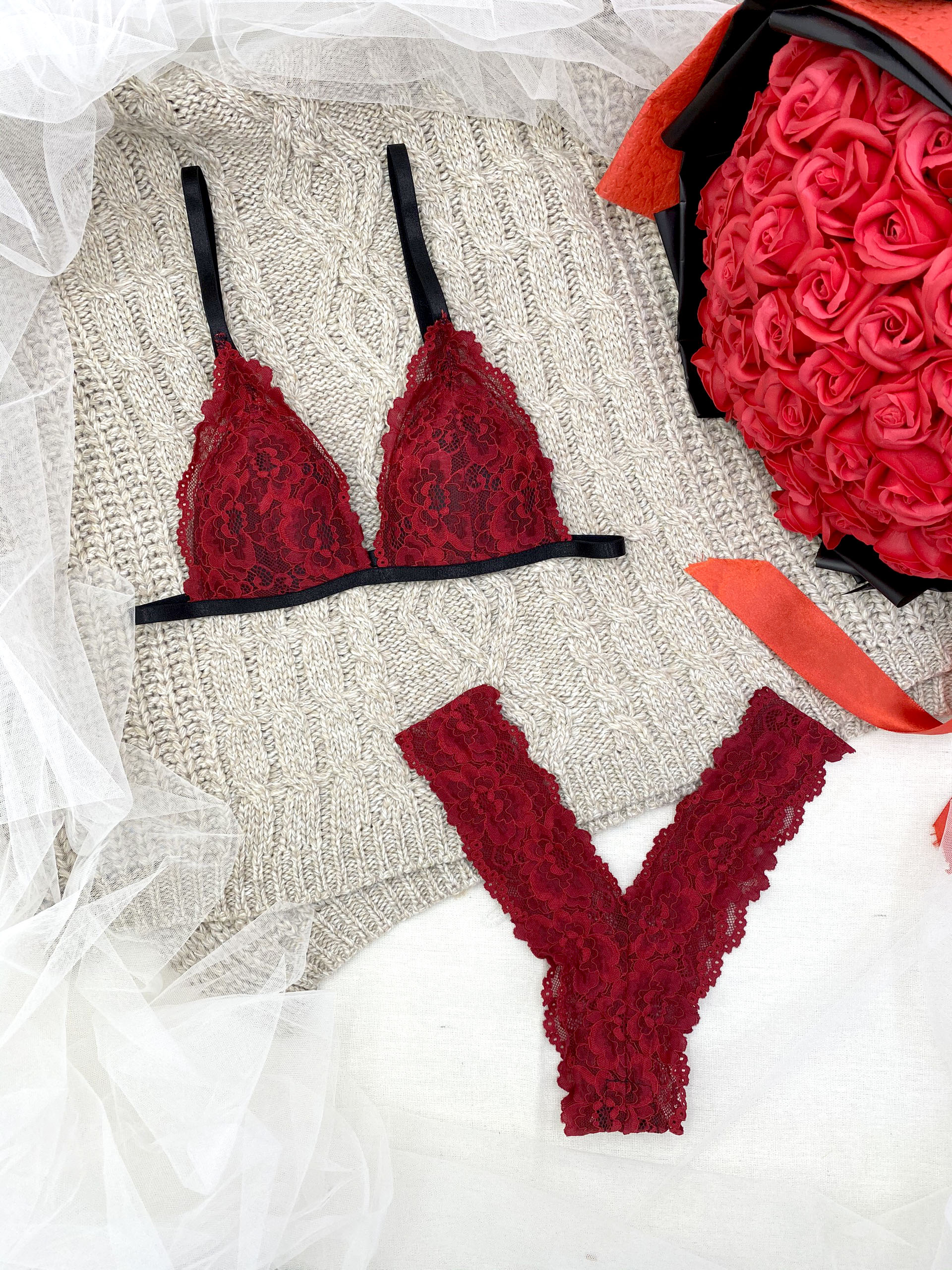 [HCM]Bộ đồ lót bralette đỏ hoa có mút mỏng [đồ lót - áo lót - quần lót - bikini - đồ lót đẹp - bra - đồ ngủ - đồ lót giá rẻ - áo ngực - quần lọt khe - đồ lót ren - quần lót ren - đồ lót sexy]