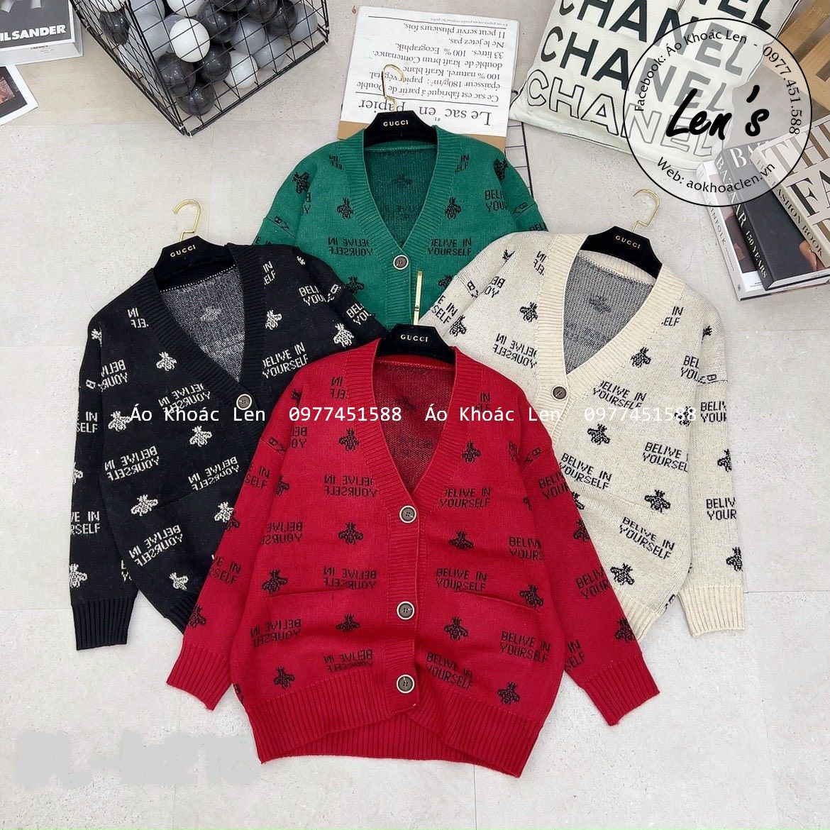 Áo khoác len cardigan họa tiết chữ