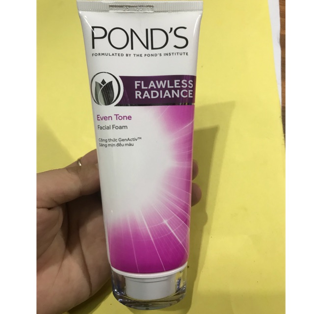 Sữa rửa mặt pond’s flawless radiance 100g cao cấp