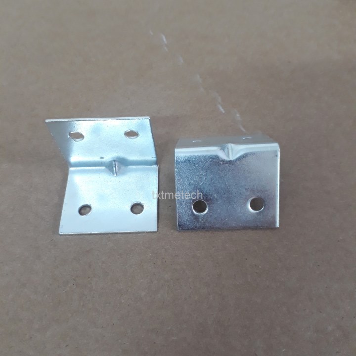 Ke góc vuông 4 lỗ 25x25 dày 1.8mm - 20 cái